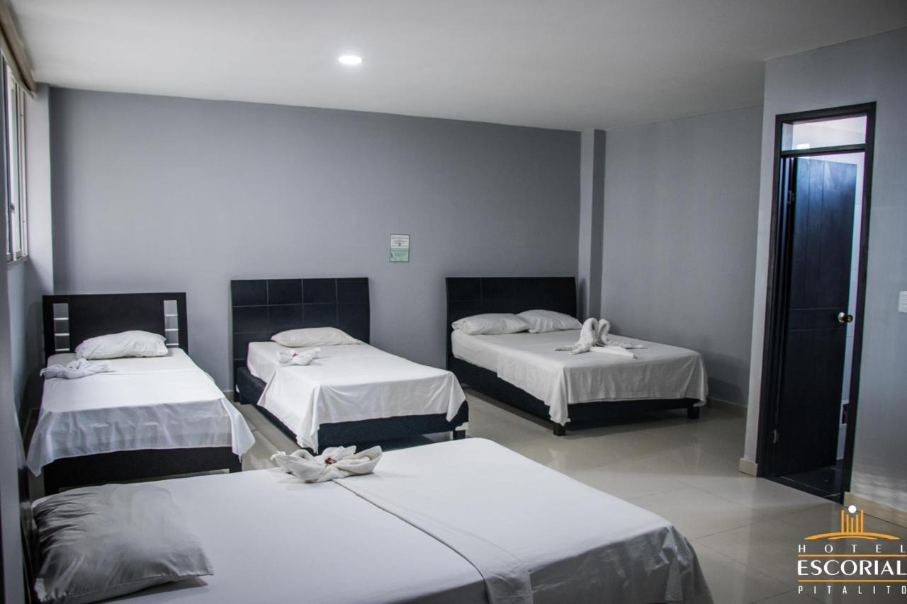 Hotel Escorial ピタリト エクステリア 写真