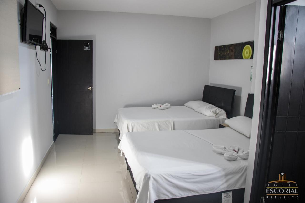 Hotel Escorial ピタリト エクステリア 写真